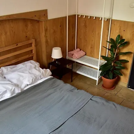 Stonewall - Self Check In *