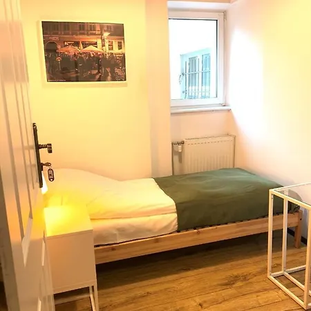 Vandrerhjem Stonewall - Self Check In Poznań