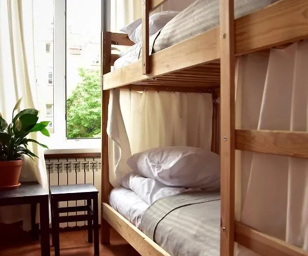 Hostal Stonewall - Self Check In Poznan