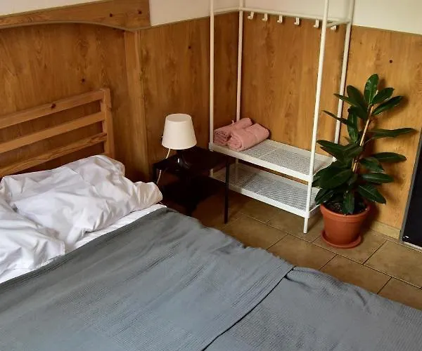 Stonewall - Self Check In *