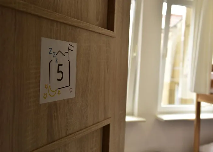 Hostal Stonewall - Self Check In