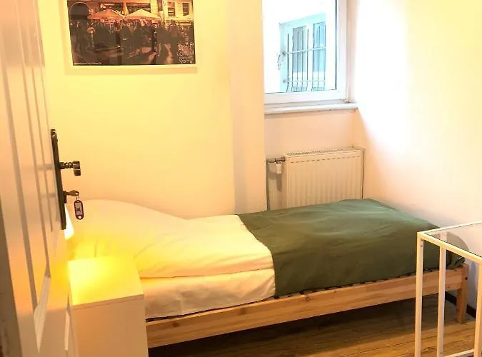 Hostel Stonewall - Self Check In Poznań